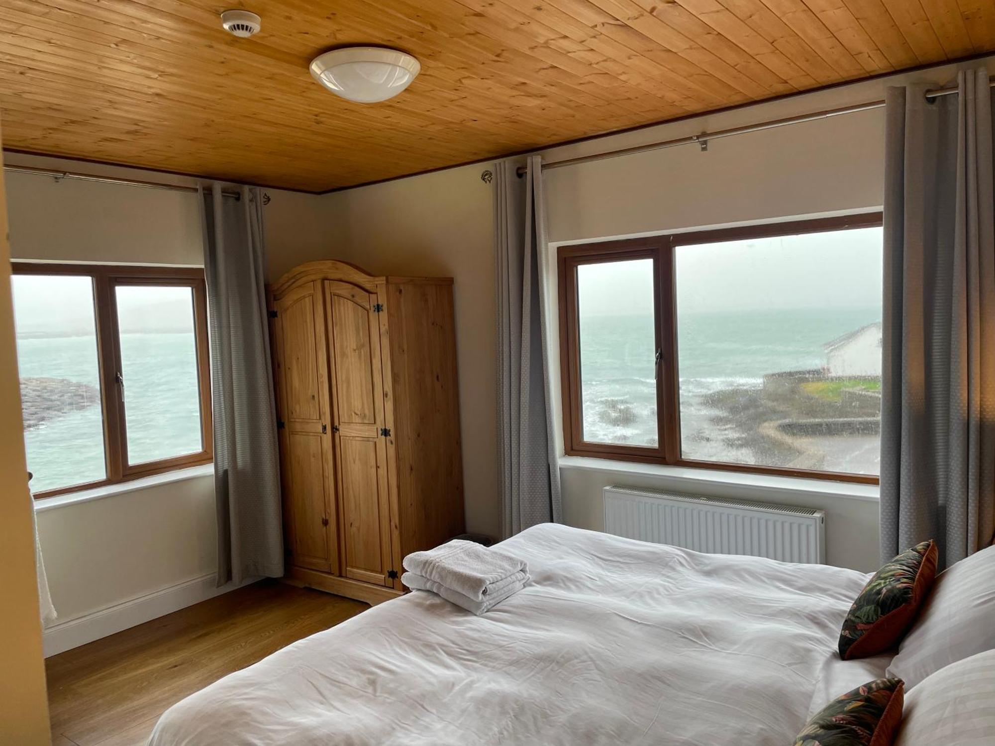 Bed and Breakfast The Coastguard House @ Tigh T.P. Ballydavid Esterno foto