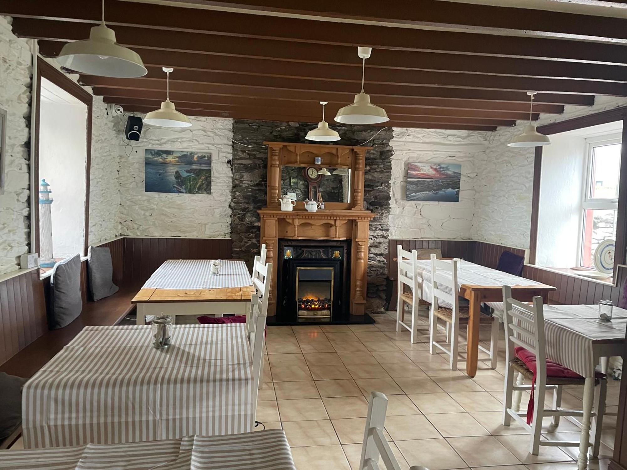 Bed and Breakfast The Coastguard House @ Tigh T.P. Ballydavid Esterno foto
